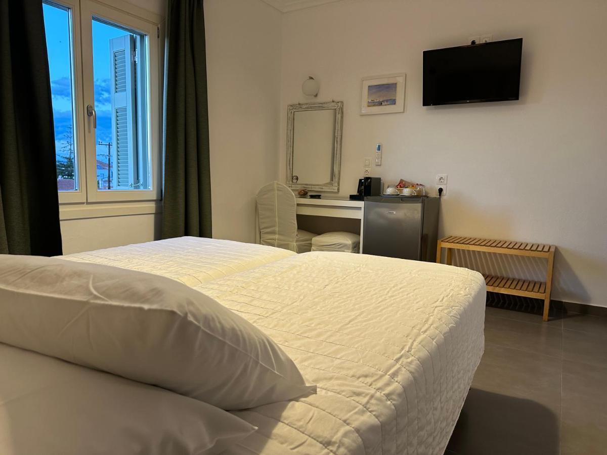 Kamelia Hotel スペツェス エクステリア 写真