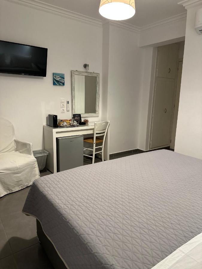 Kamelia Hotel スペツェス エクステリア 写真